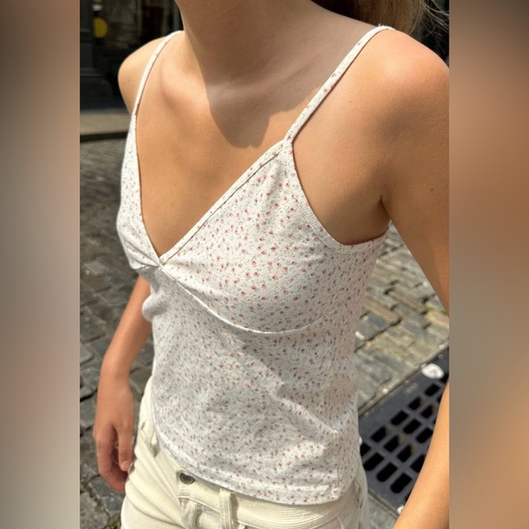 Tops - Brandy Melville Amara Floral Tank
